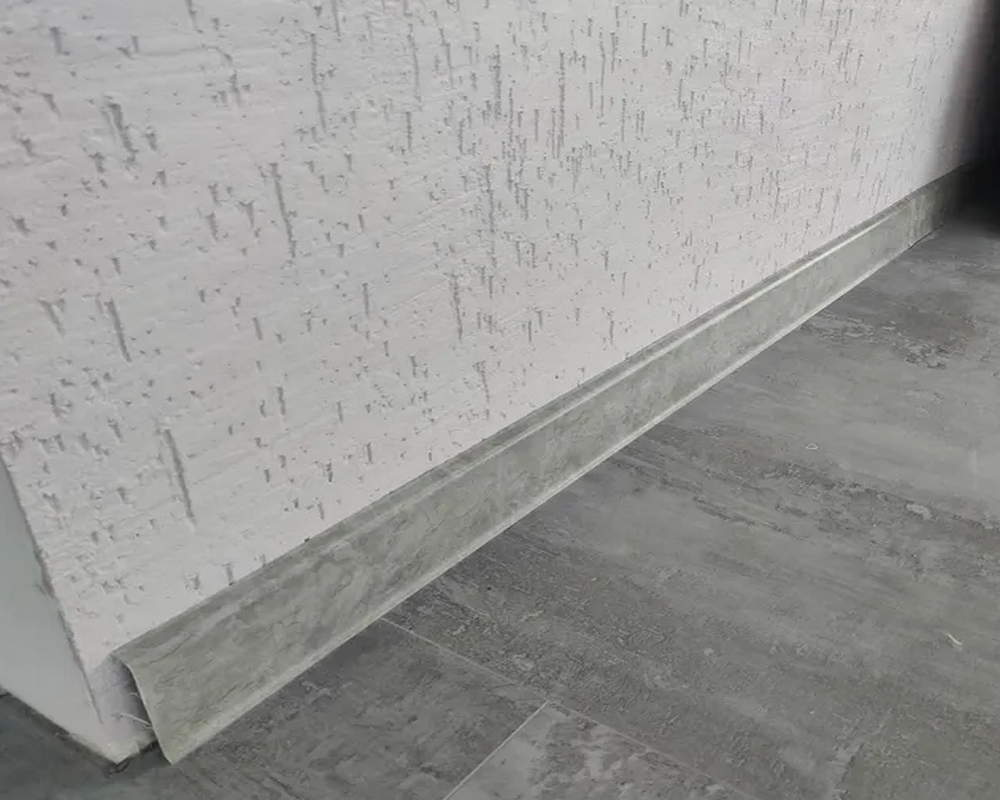 Плинтус ПВХ Волшебная палочка 70мм Home 2,2м 7028