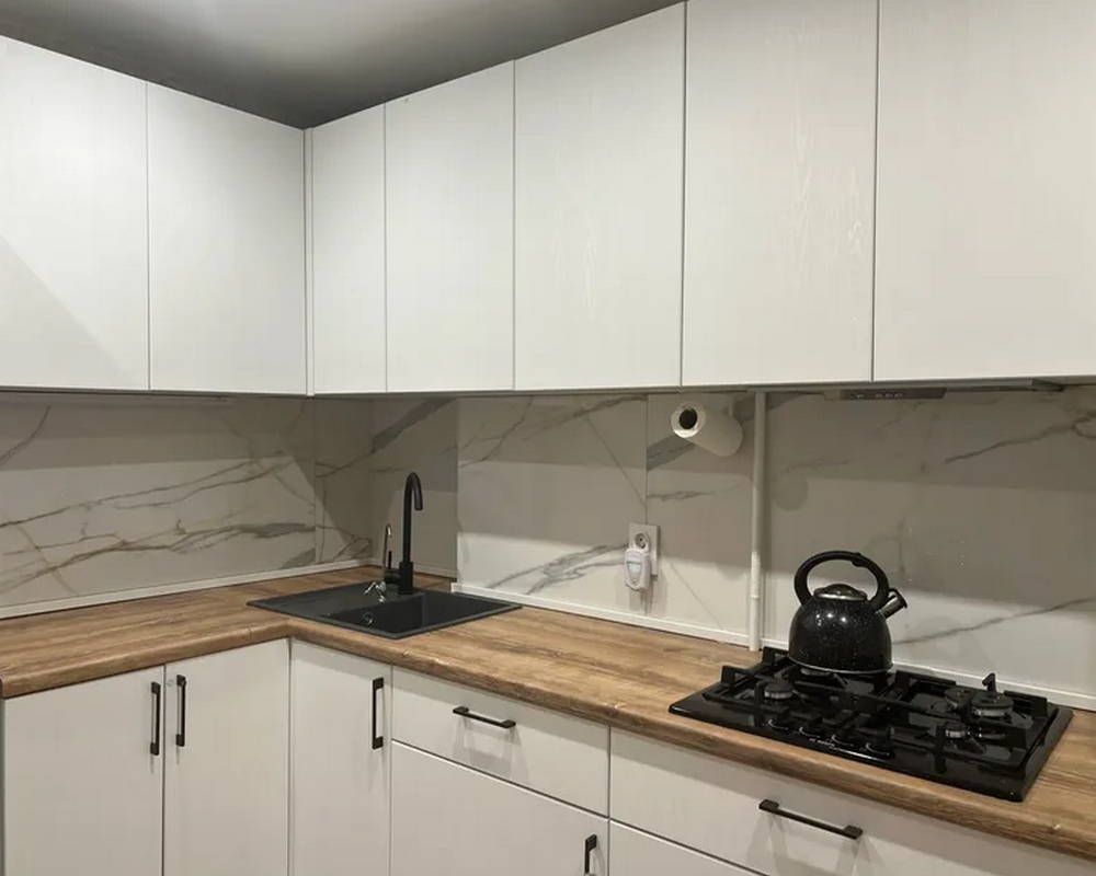 Плинтус для столешниц BL44 Дуб Соубе и светлый 37*24*3000 мм.