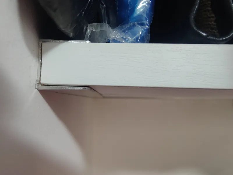 Швеллер алюминиевый 10*15*10*1 мм 2,0м без покрытия