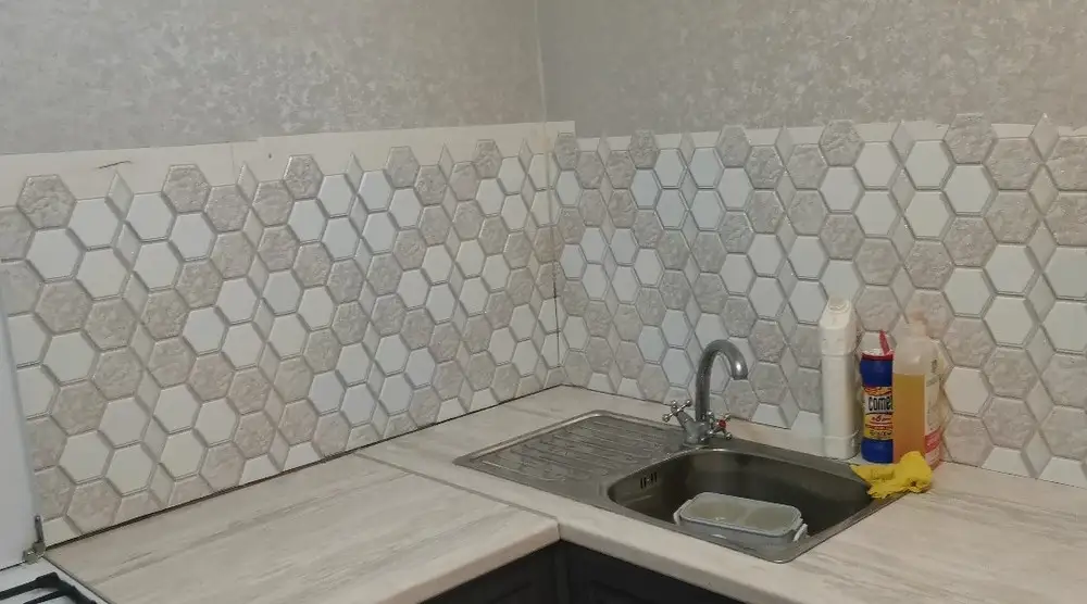 Панель ПВХ ГРЕЙС 973*492 10шт/уп Шестигранник Хавада. Цена указана за 4,8 м²