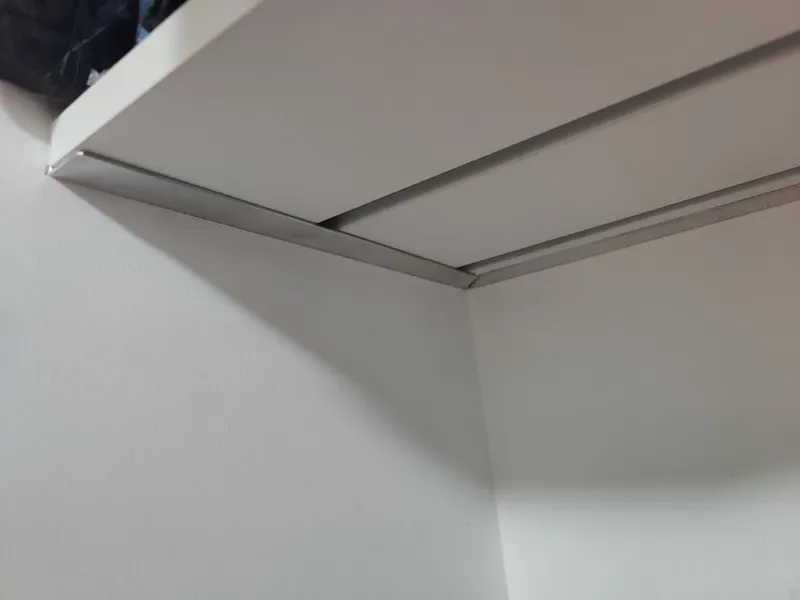 Швеллер алюминиевый 10*15*10*1 мм 2,0м без покрытия